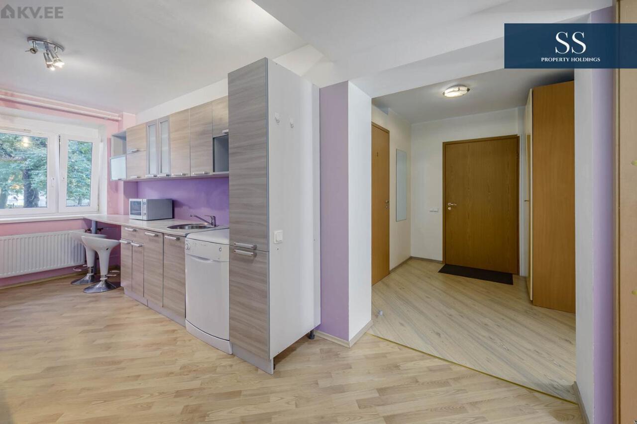 Central 3Br & 4Br Stays Tallinn Exterior photo